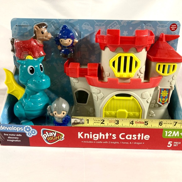 Little Knights Castle Play Set NEW - Picture 4 of 6